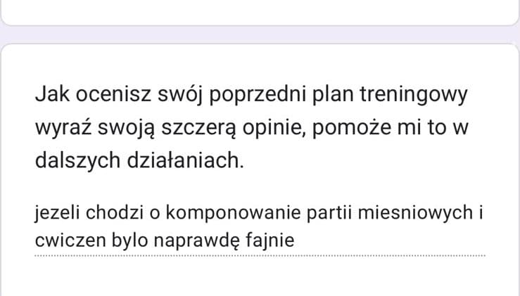 Zrzut ekranu wiadomości od podopiecznego z opinią o współpracy
